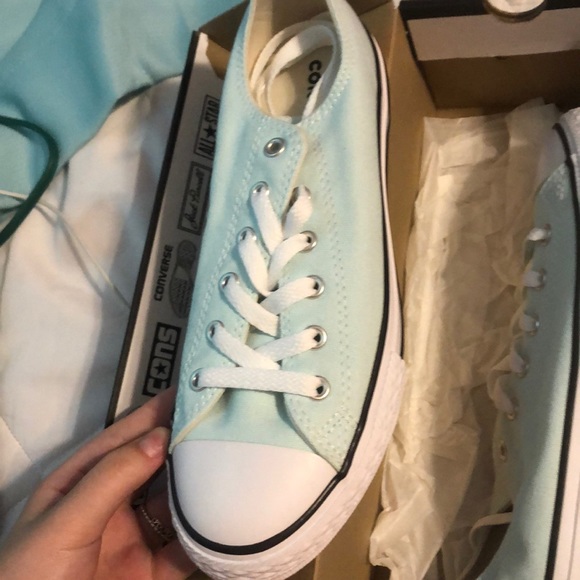 Converse - Picture 3 of 3